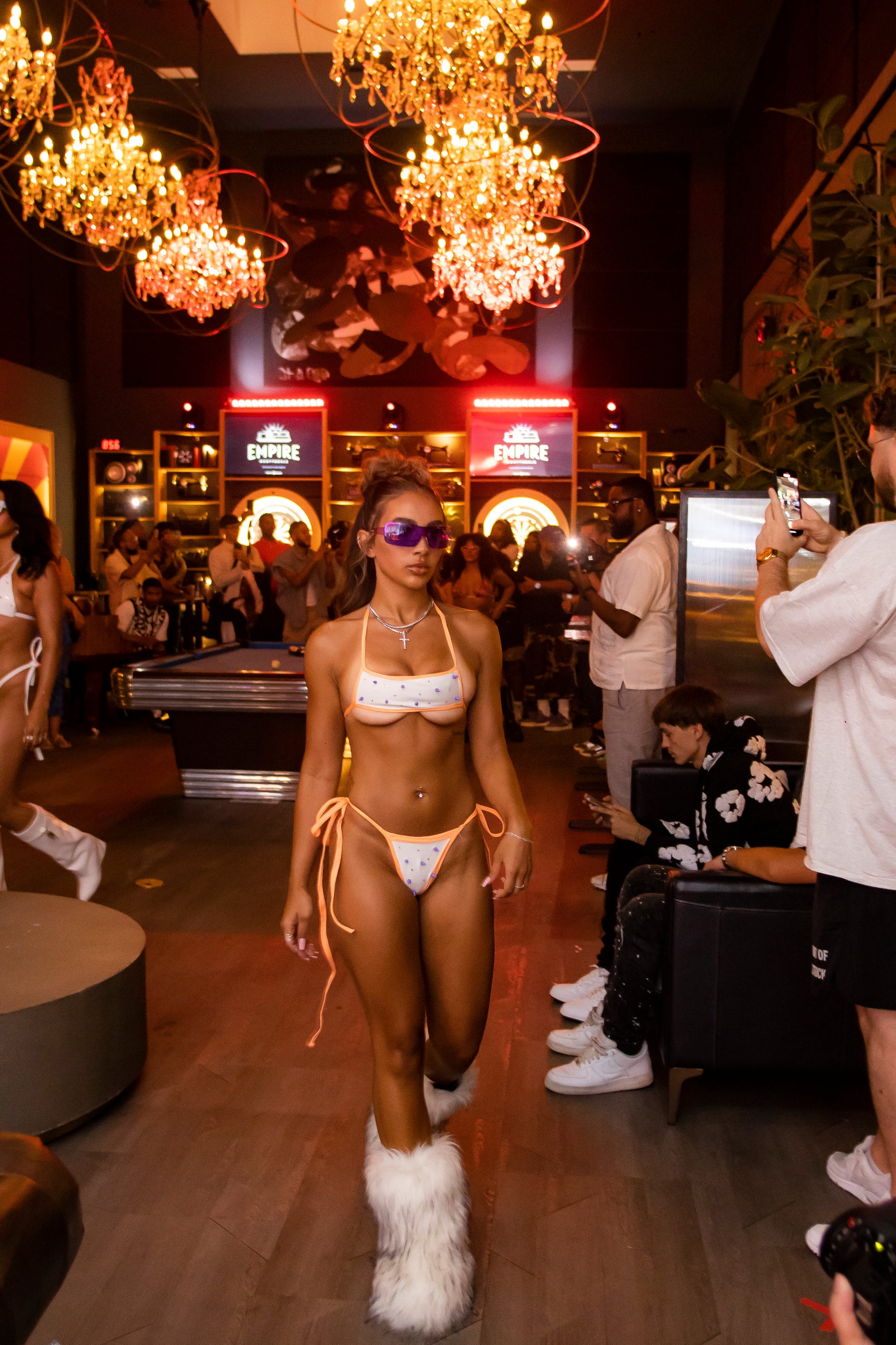 HIGHIEYLS ORANGE DREAM BIKINI SET